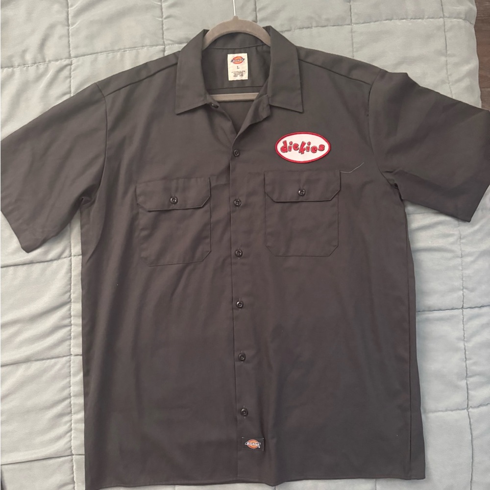 Green Day Concert Dickies Men's Charcoal Button Down Shirt unworn